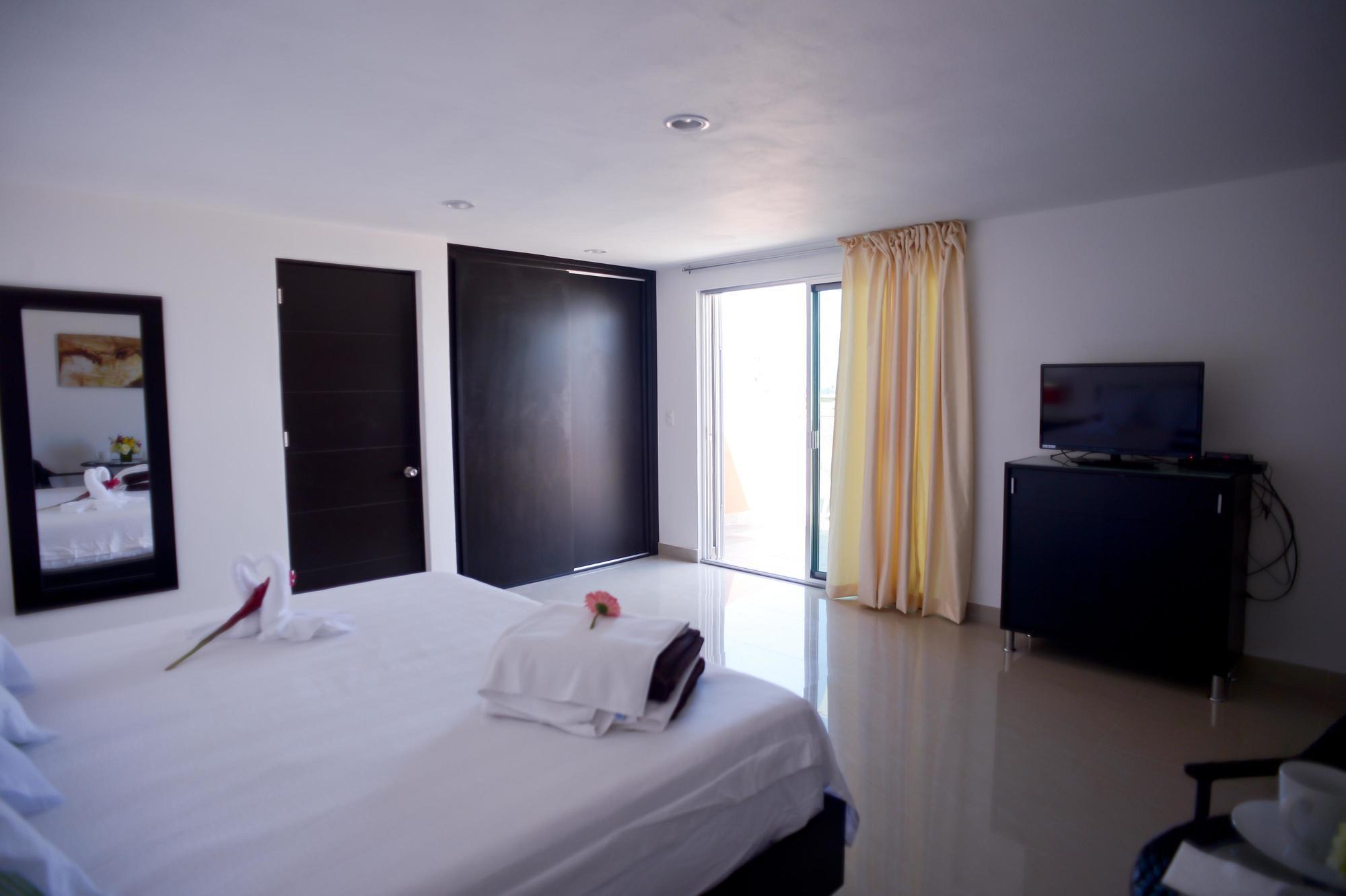 Sunrise 42 Suites Hotel ปลายาเดลการ์เมน ภายนอก รูปภาพ